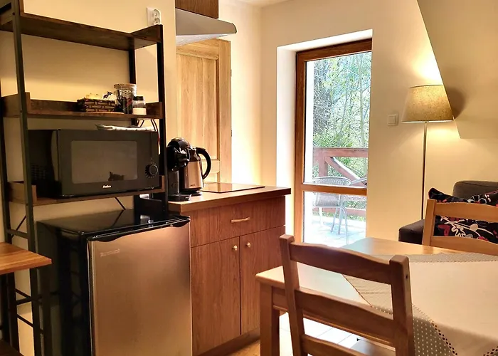 Apartment To Tutaj *